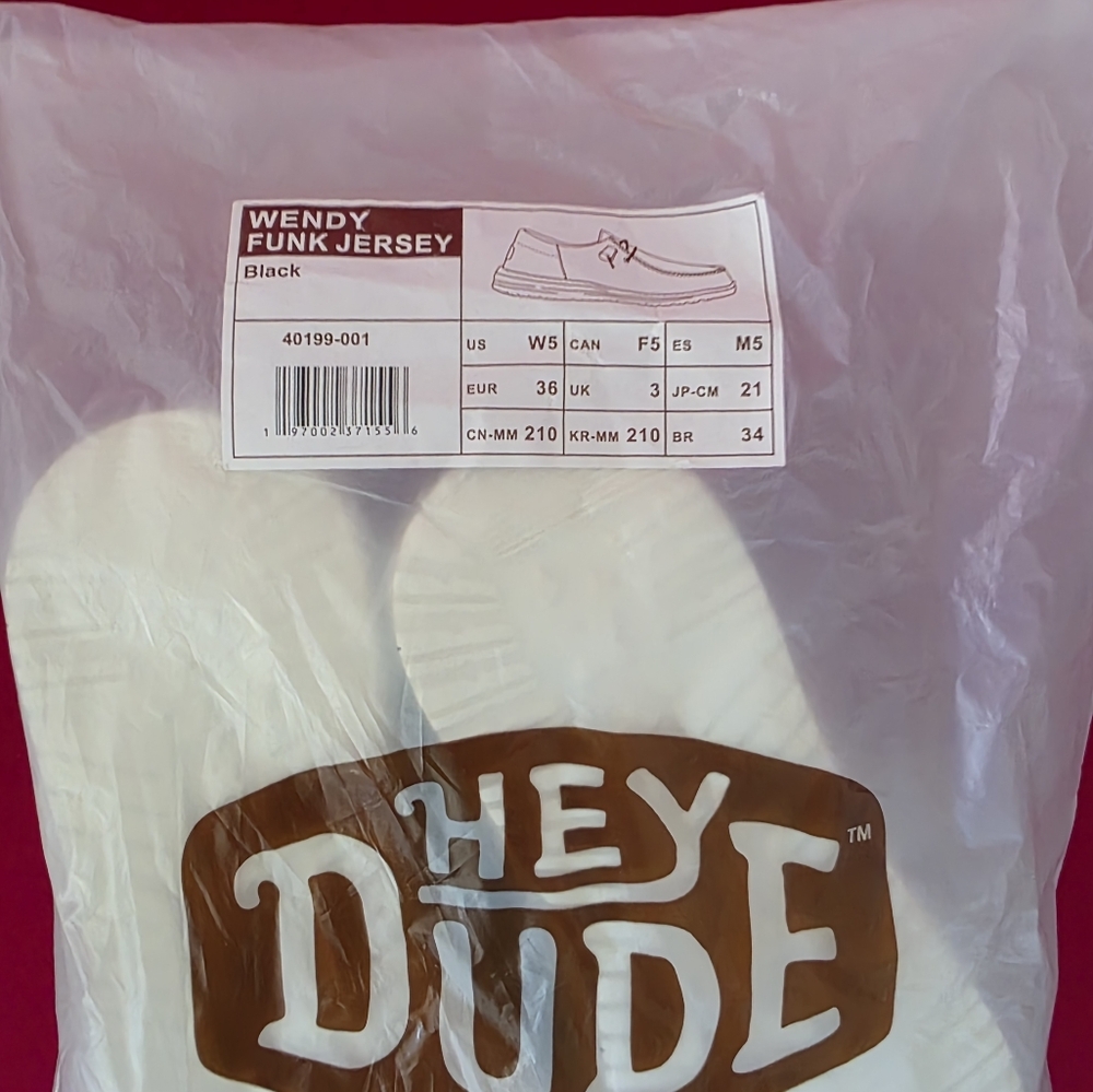 HeyDude - Picture 4 of 4